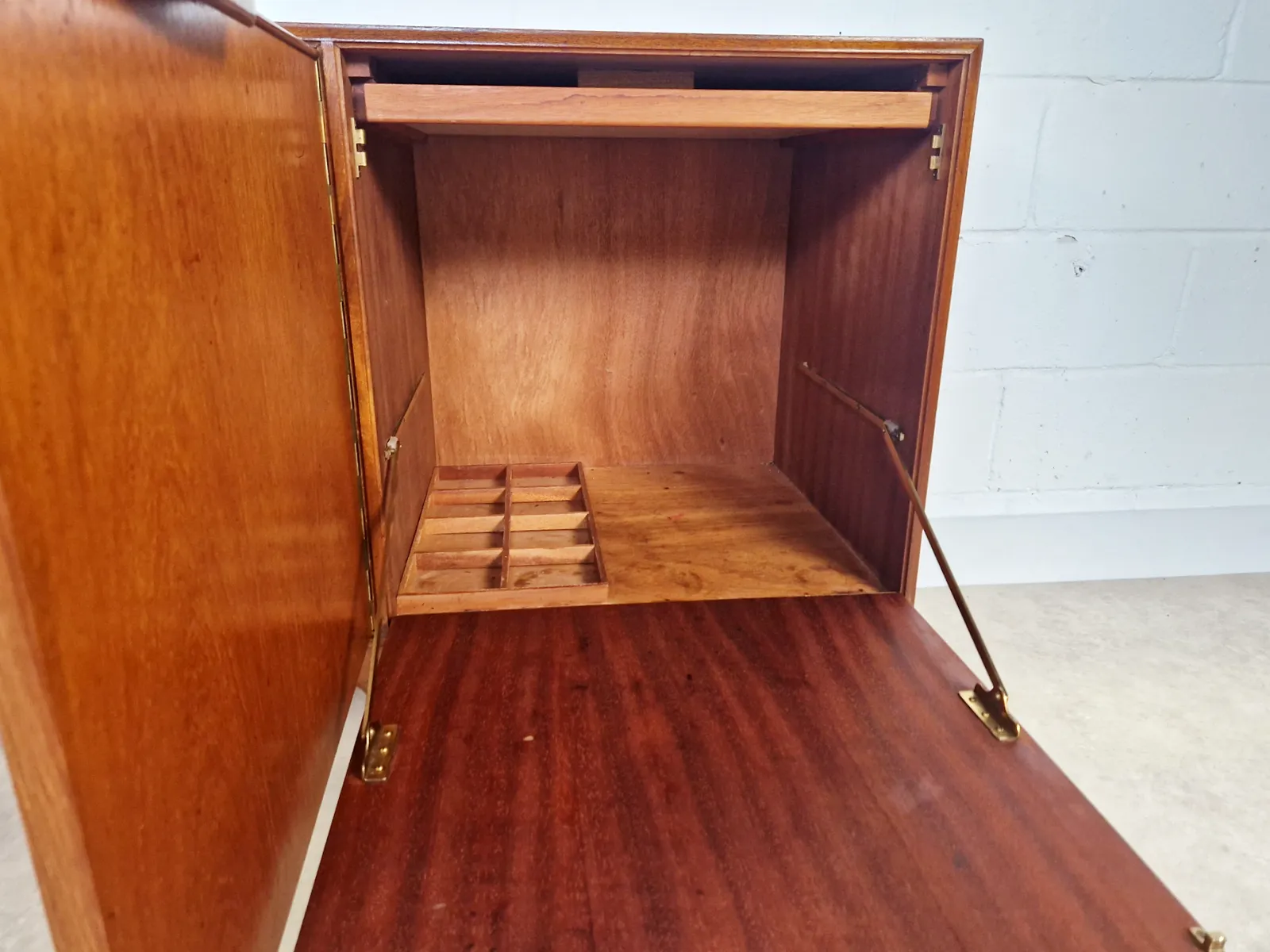 Tom Robertson For McIntosh Dunvegan Mid Century 1960s Teak Sideboard Credenza Pg020 photo Furniture