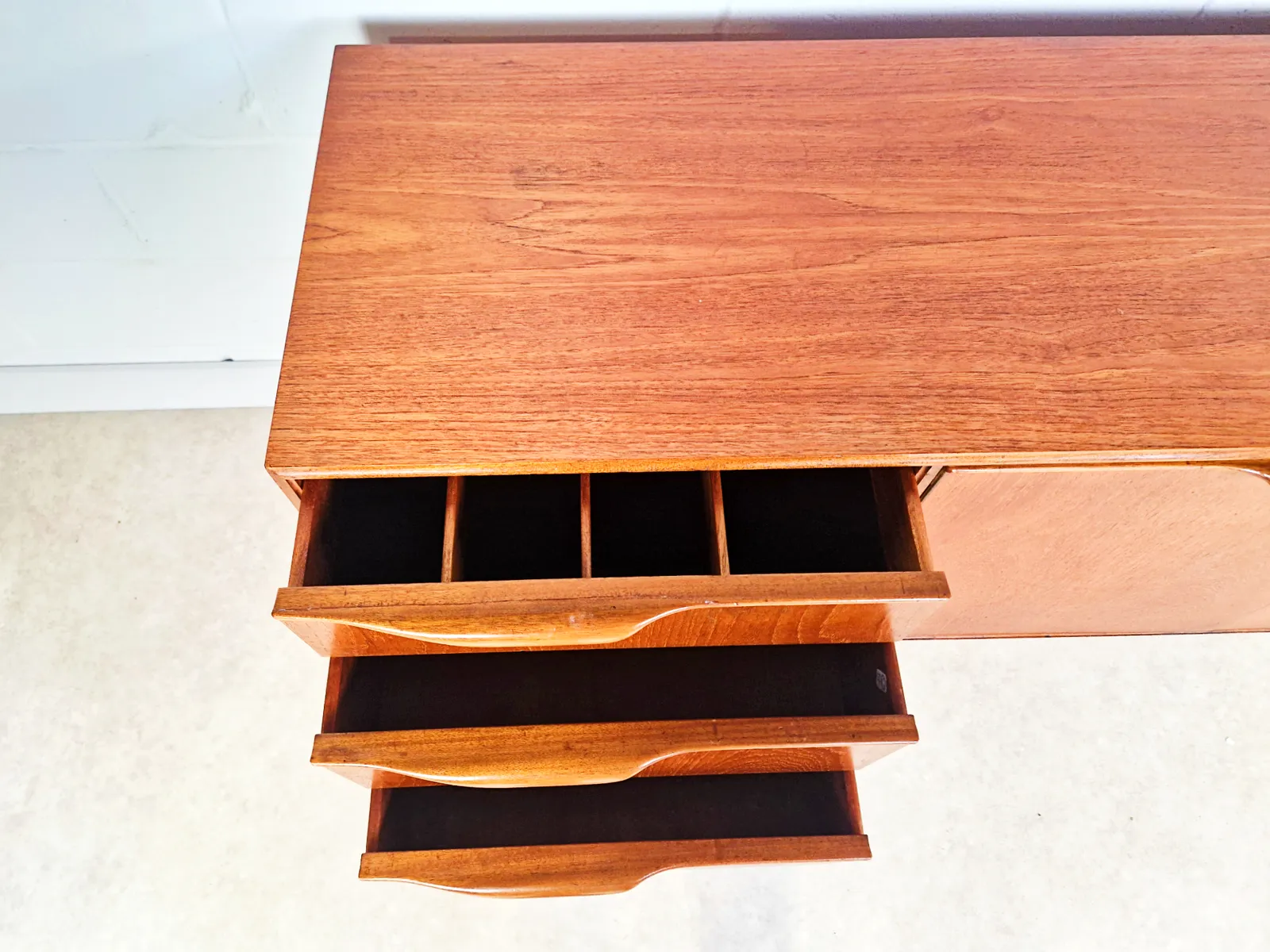 Tom Robertson For McIntosh Dunvegan Mid Century 1960s Teak Sideboard Credenza Pg020 photo buy