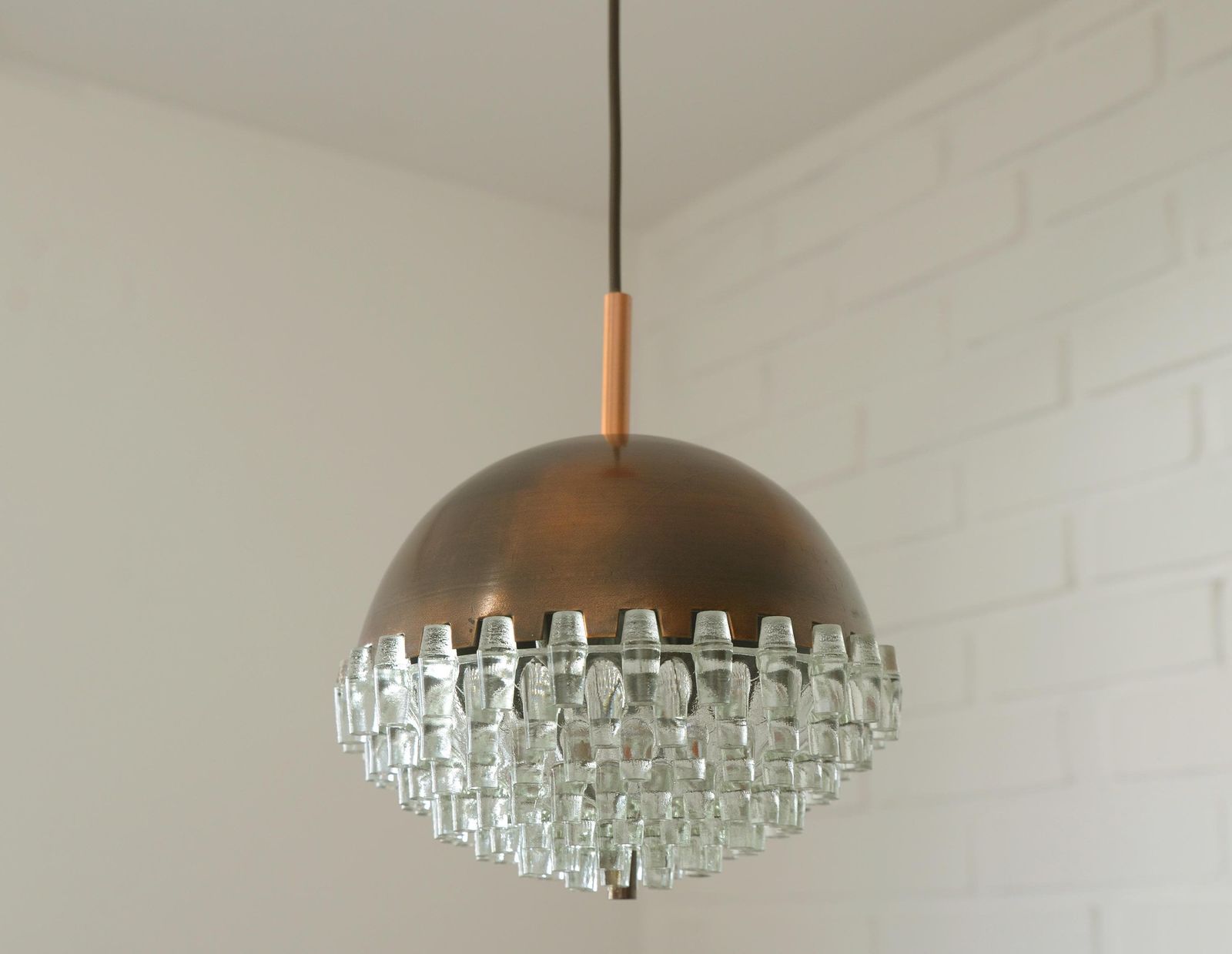 1/4 Vintage Glass Pendant Light / Brutalist Copper Bar Lamps / Mid Century Modern 1970's photo vinterior