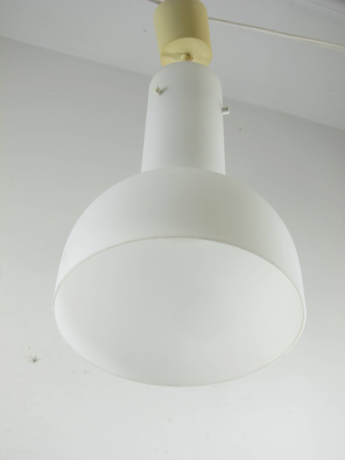 Grote Opaline Glazen Hanglamp, Limburg Lighting, Jaren 1970 photo 493.0