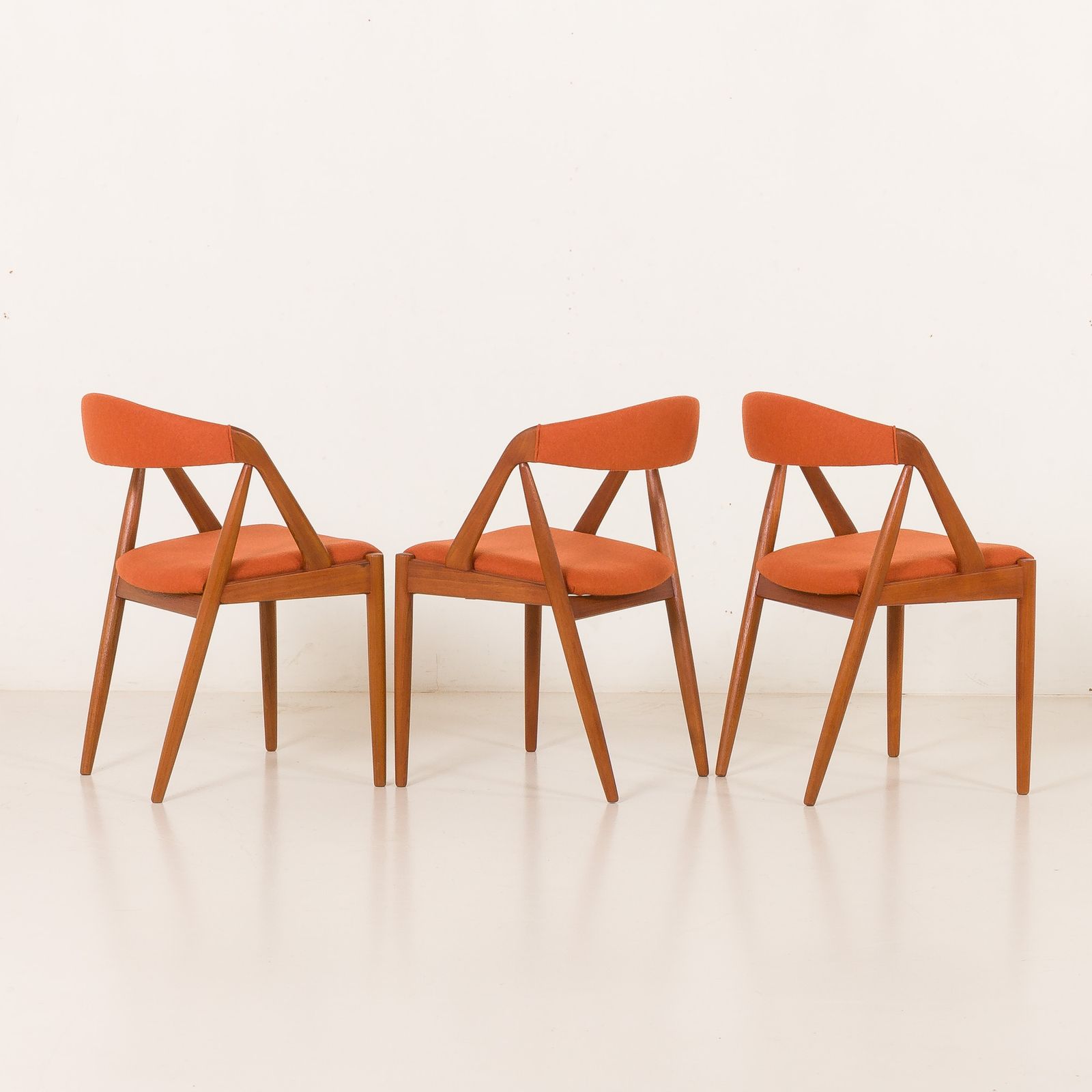 Kai Kristiansen Chairs Model 31, Set Of 3, Denmark 1960s. photo vintage