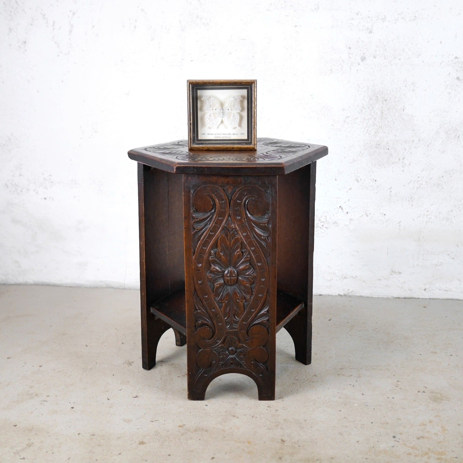 photo buy Pair Antique Carved Arts & Crafts Oak Side Lamp Tables Vintage #103106