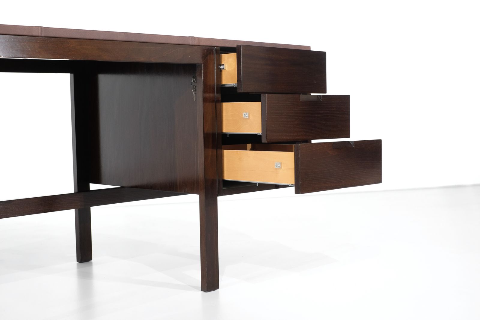 photo furniture Desk " Canaan " In Wood And Leather By Marcel Breuer For Gavina, Italy 1950s.