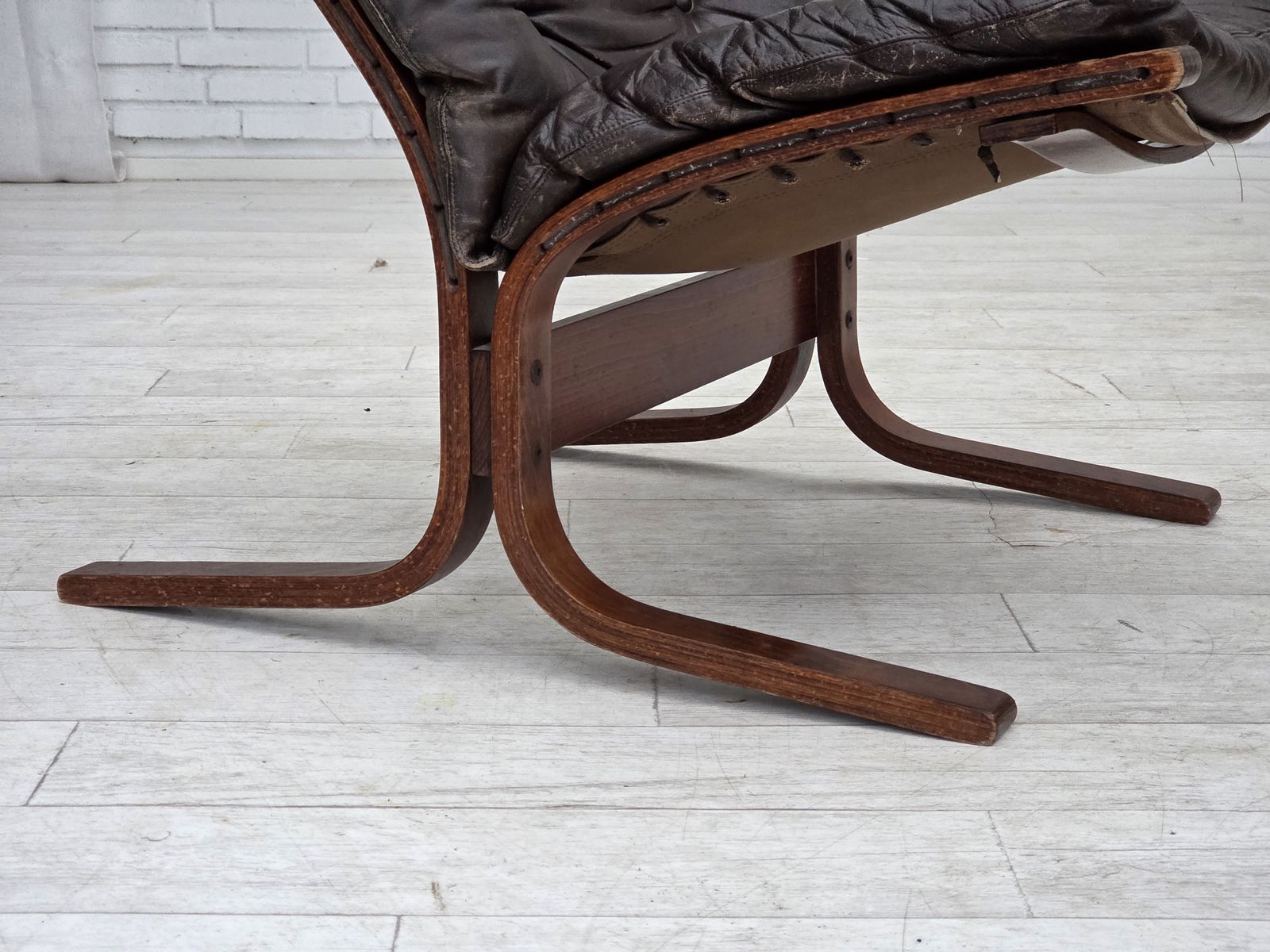1970s, Norwegian Design By Ingmar Relling, Model "Siesta", Furniture Leather. photo for sale