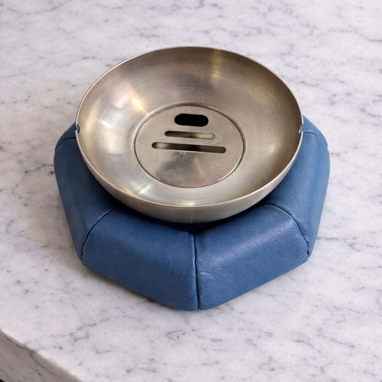Padded Leather And Metal Ashtray By Poltrona Frau, Italy, 1970s photo Home Decor
