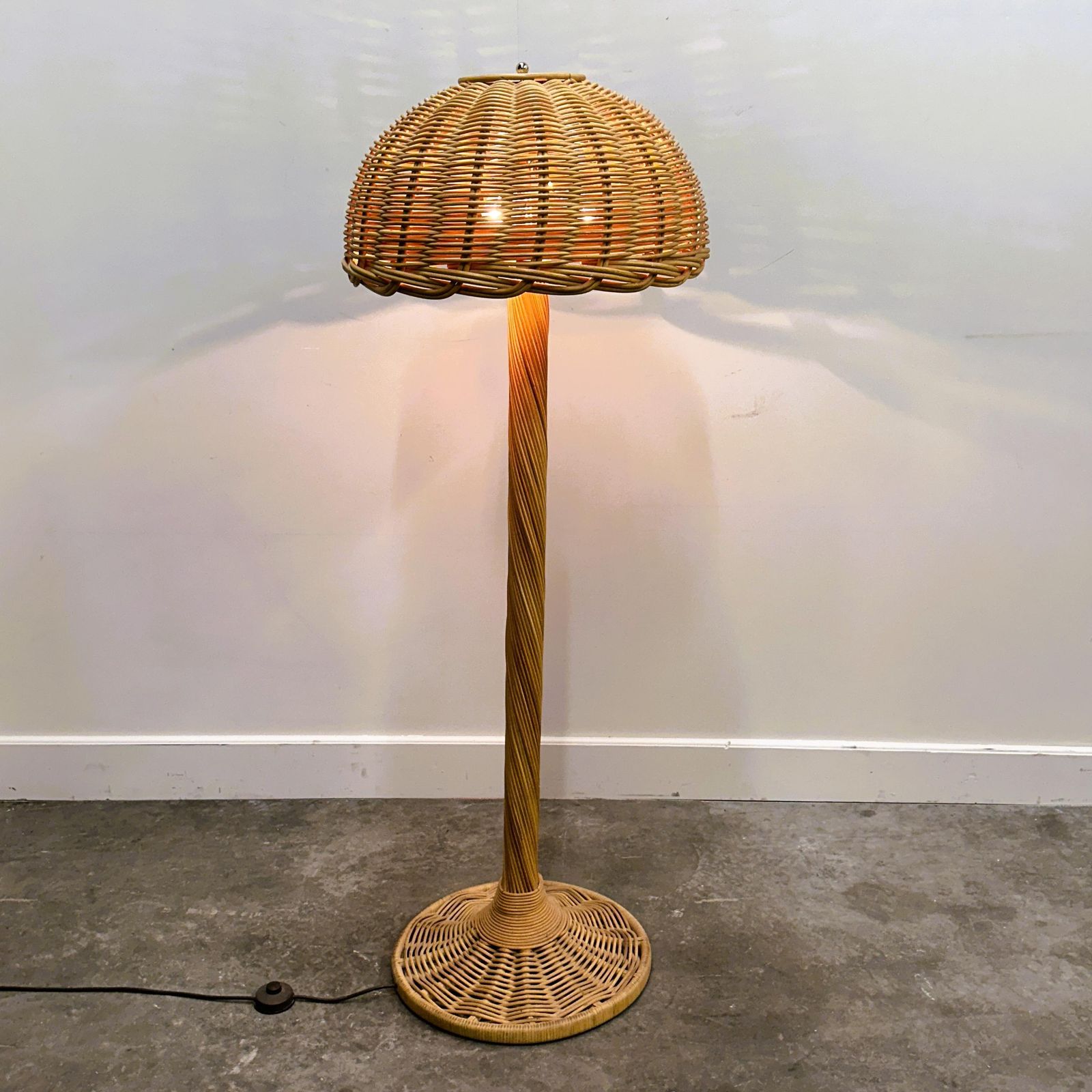 Large French Rattan Floor Lamp, Mid Century Mushroom Shade, Vintage Wicker Standing Lamp, 1950s