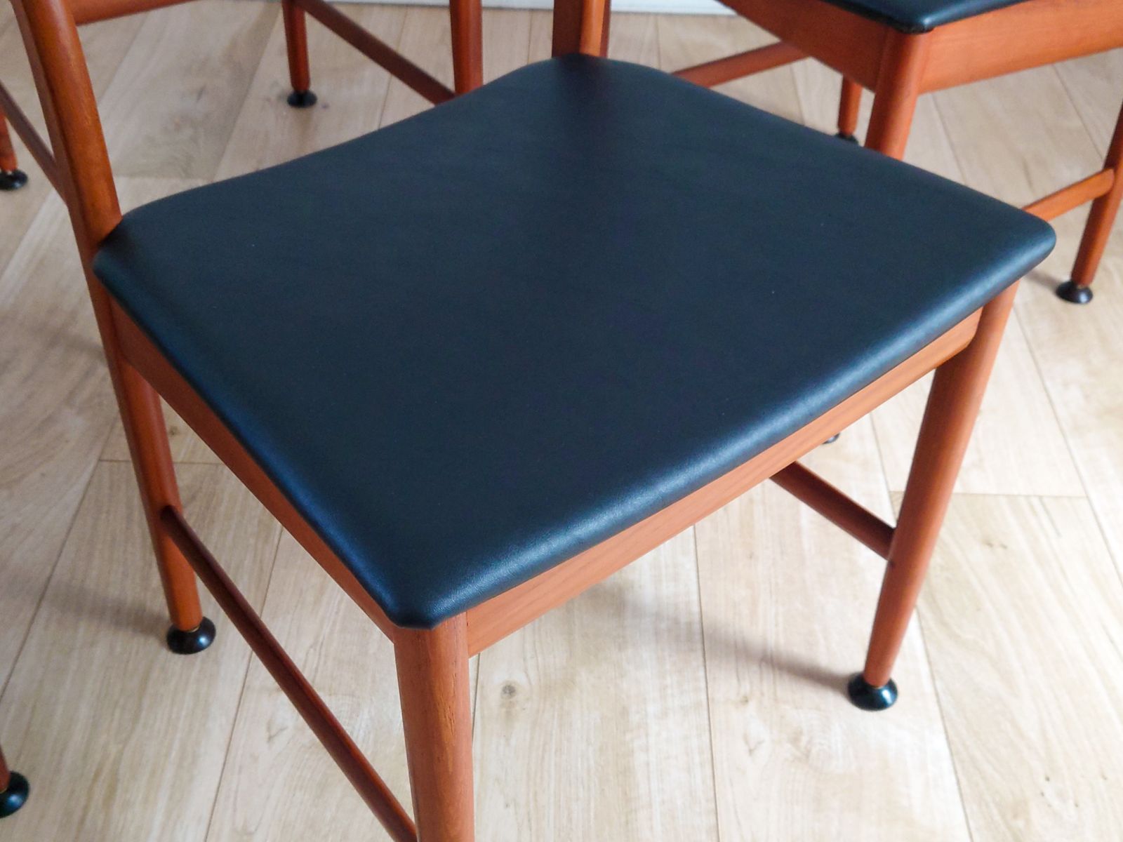 Mid Century Retro Dining Chairs photo for sale