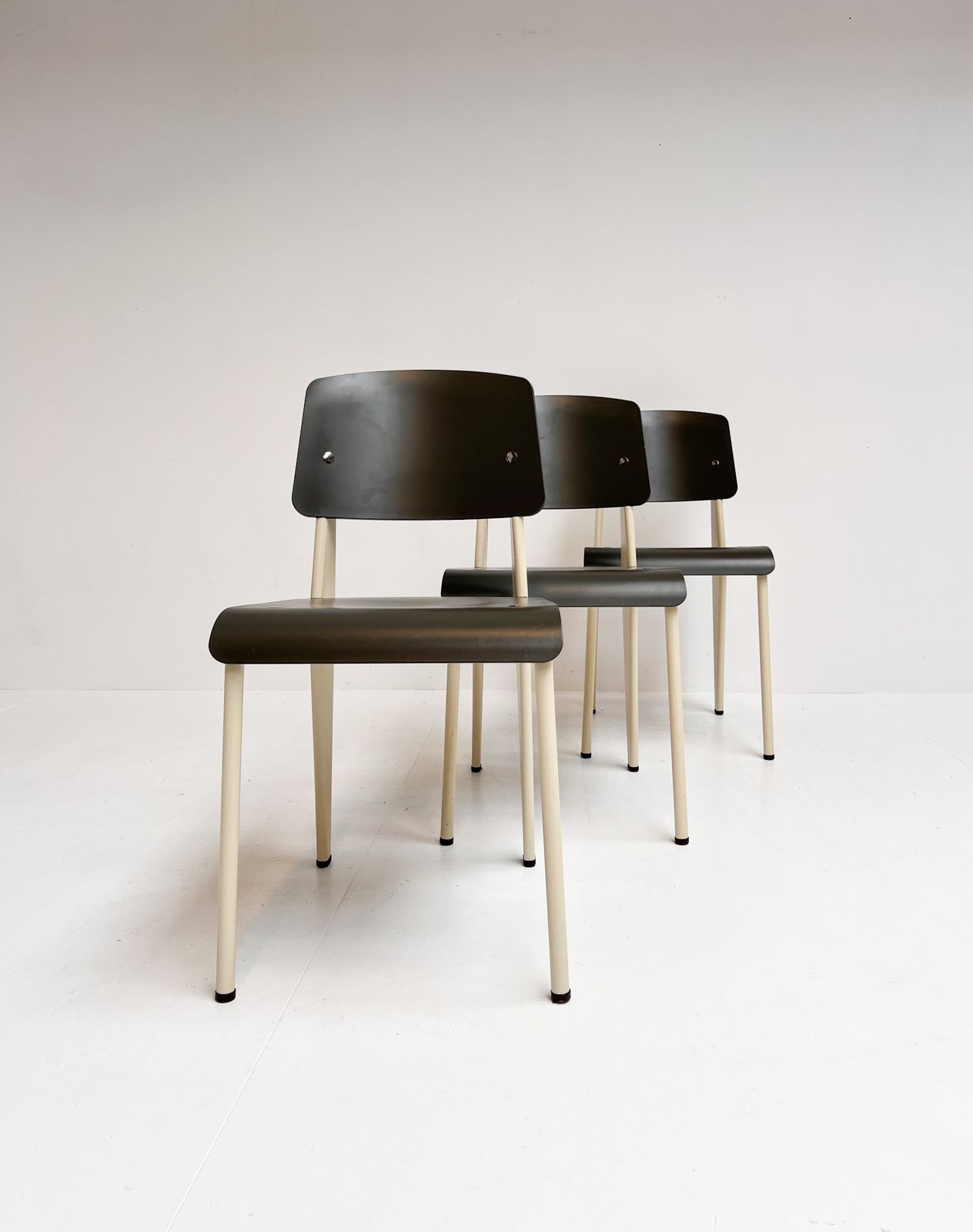 Vitra Standard Chair By Jean Prouvé (Per Piece), 2019 photo buy