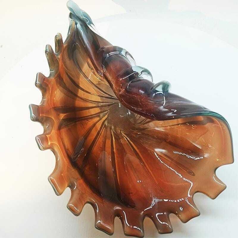 1960s Large Shell Sculpure In Hand   Worked Murano Glass. Made In Italy . 34 Cm. / 13.38 Inches. photo 487.0