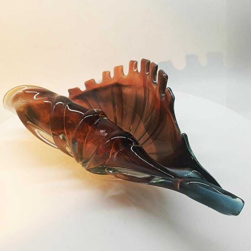 487.0 1960s Large Shell Sculpure In Hand   Worked Murano Glass. Made In Italy . 34 Cm. / 13.38 Inches. photo