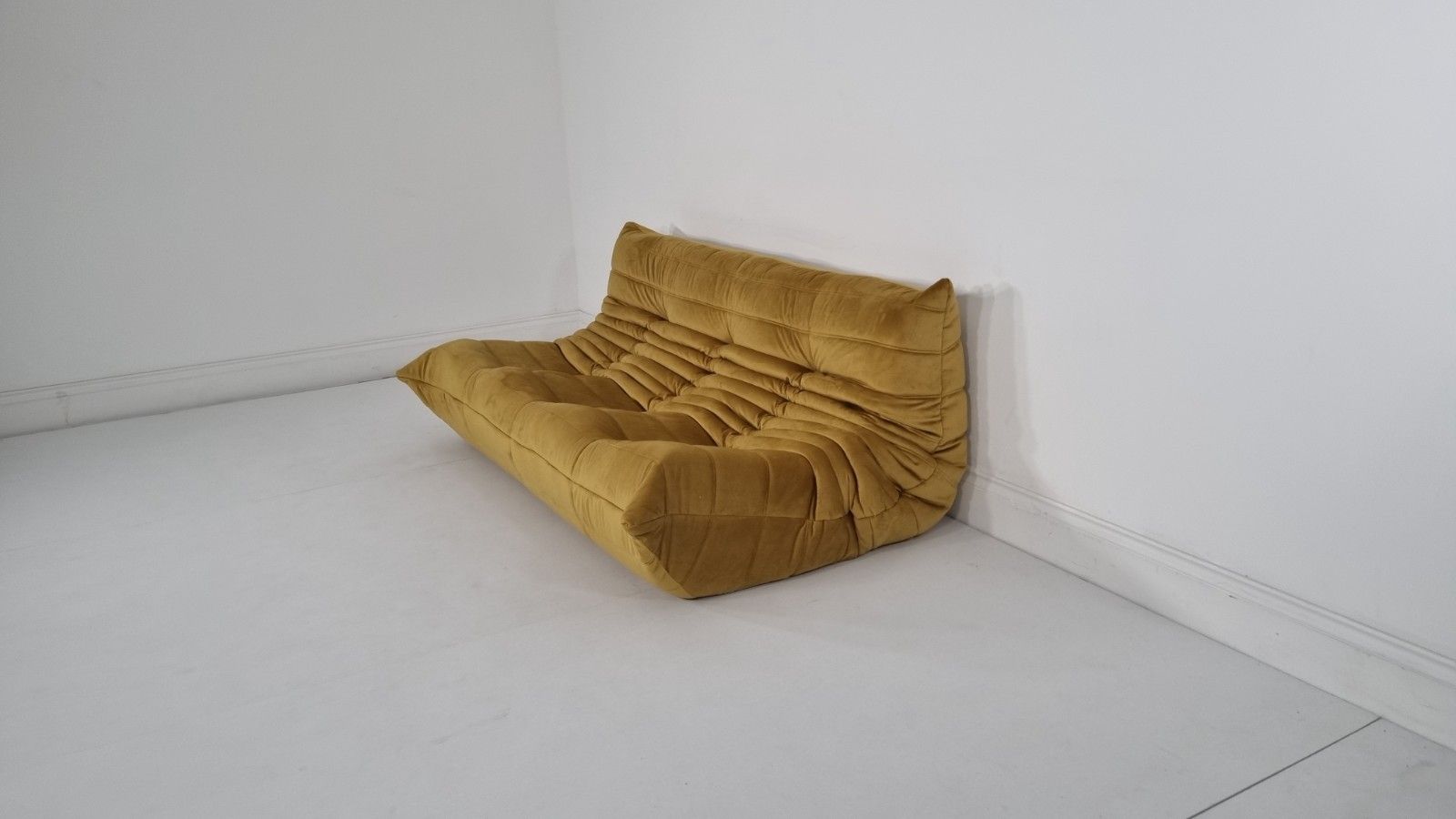 3180.0 Ligne Roset Togo 3 Seater In Bronze Gold Velvet Excellent Condition photo