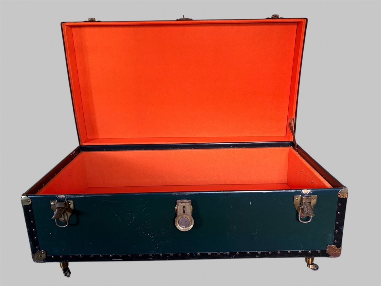 Blue Steamer Trunk On Castors England, Early 20th Century photo 925.0