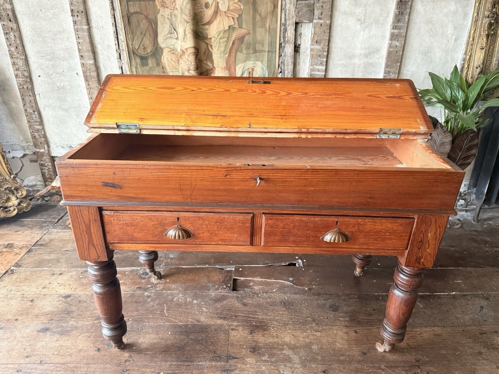 photo vinterior Antique Pitch Pine Rustic Farmhouse (Richard Smith) School Table Desk 1860 C