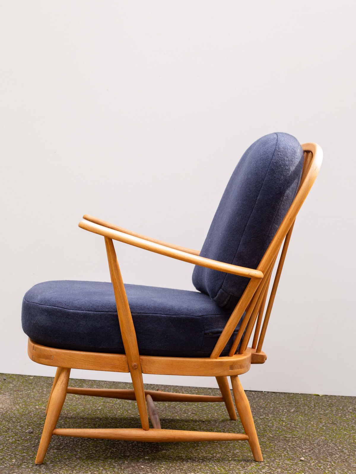 Vintage Ercol Windsor 335 Armchair Fully Restored Choice Of Colours photo furniture