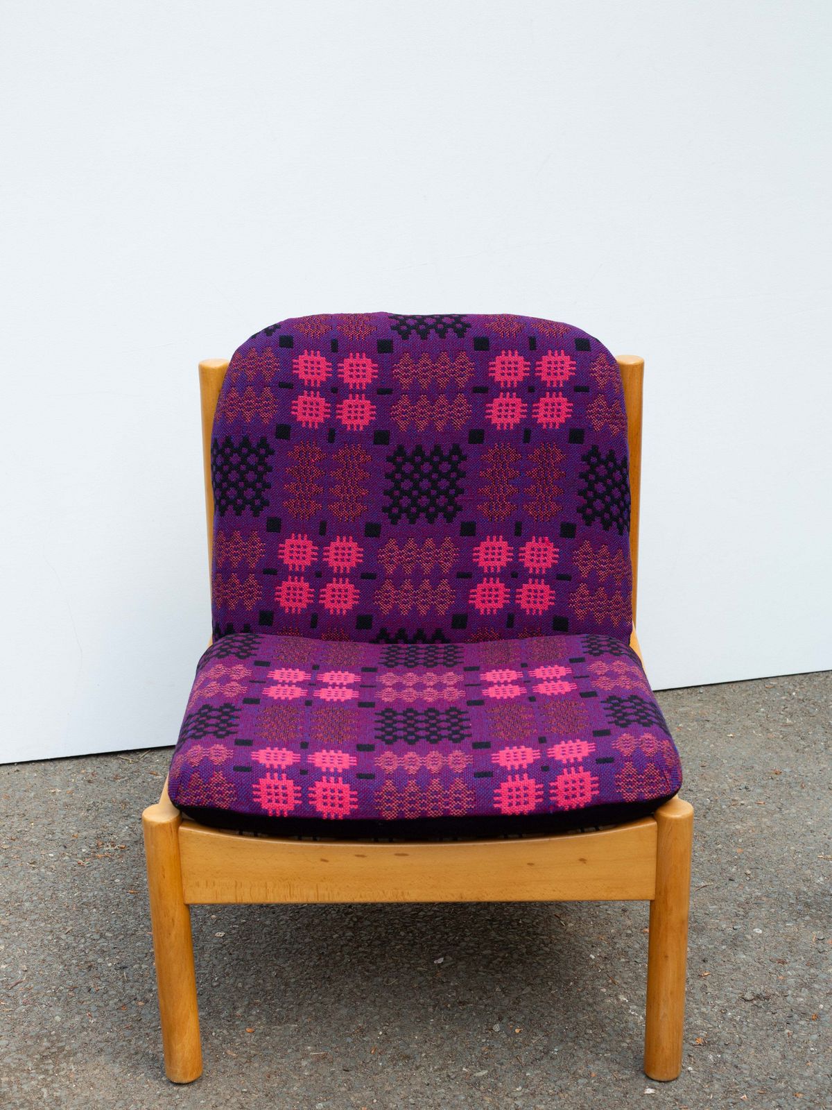 Vintage Ercol Modular 747 Lounge Chair Fully Restored Pink/Purple/Black Wool Covers photo Furniture