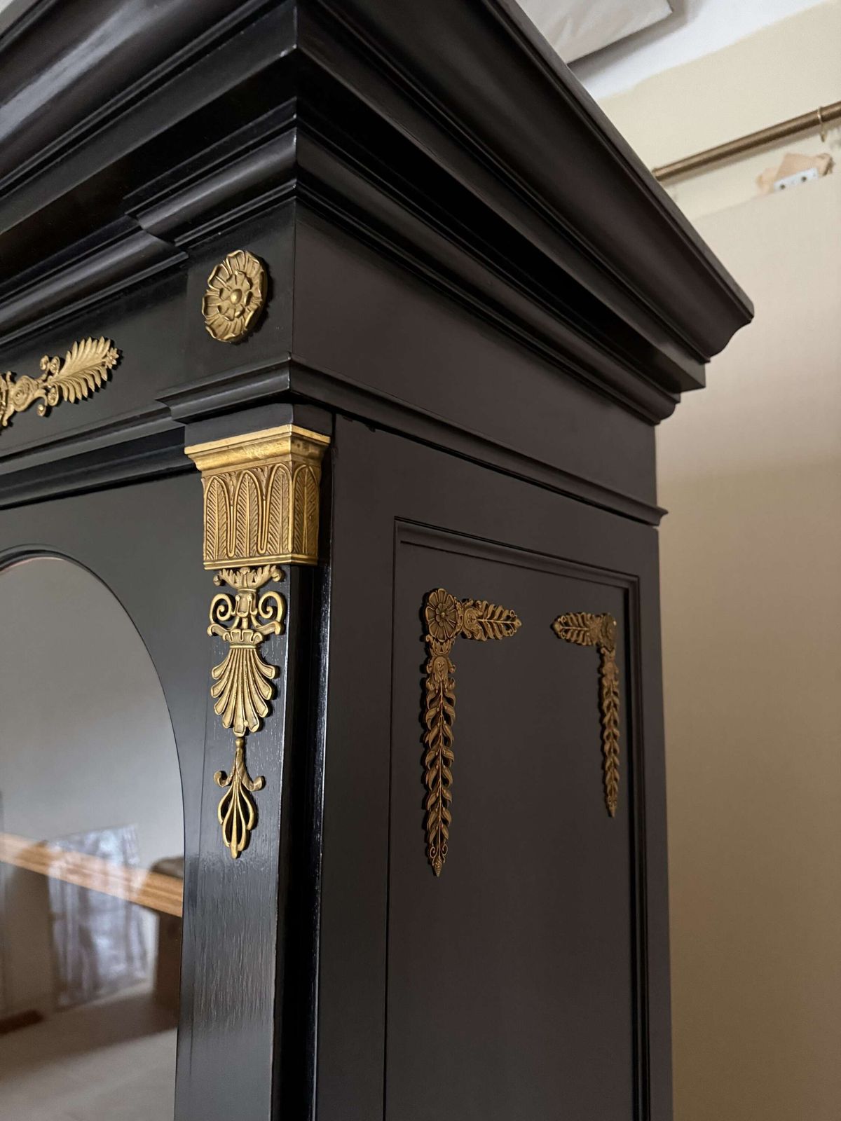 photo furniture Late 19th Century French Empire Style Ebonised Bookcase