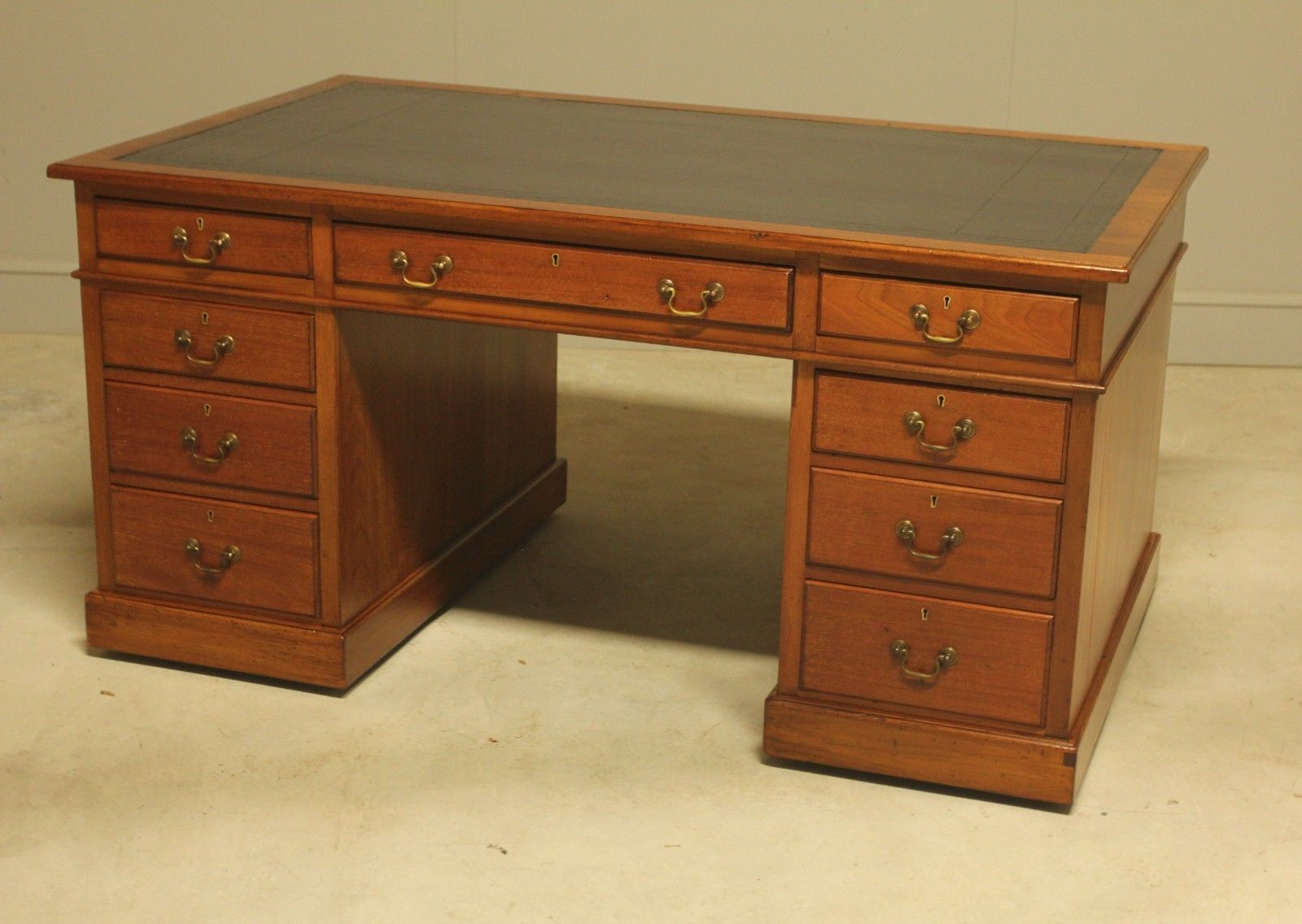 A Large Early 20th Century Mahogany Writing Desk photo buy