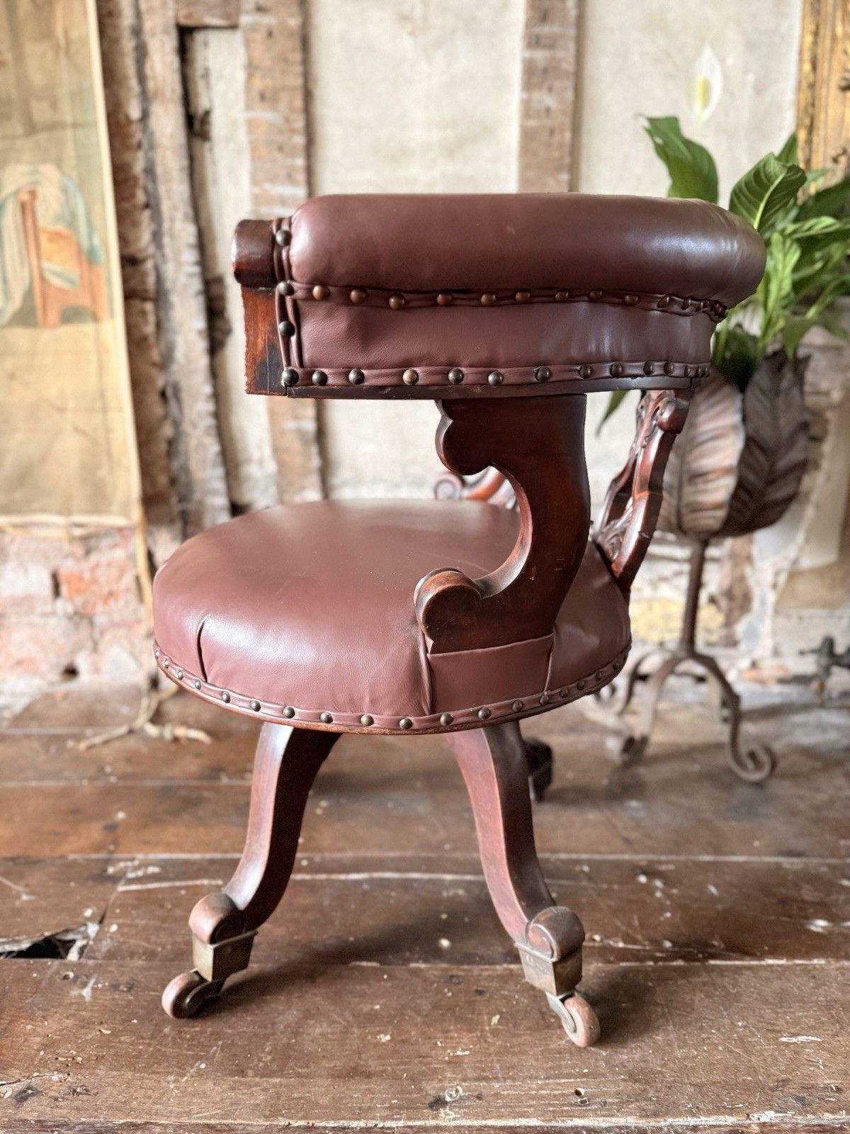 photo furniture Antique Mahogany Brown Leather Victorian Office Desk Horseshoe Chair 1880c