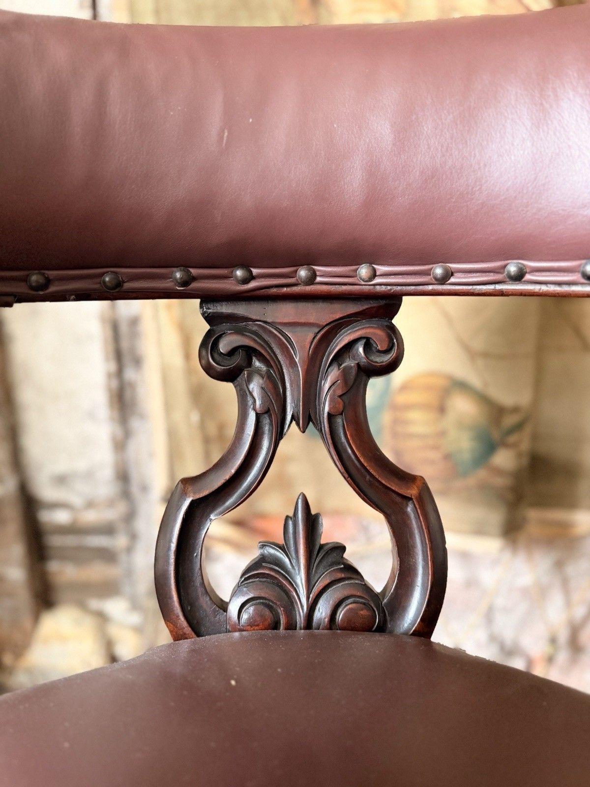 photo vinterior Antique Mahogany Brown Leather Victorian Office Desk Horseshoe Chair 1880c