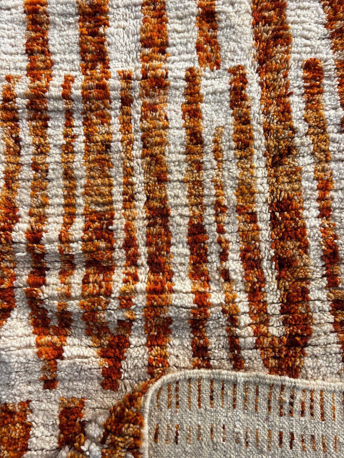 Modern Berber Moroccan Wool Rug – Handmade Berber Rug | 160 X 260 Cm photo for sale