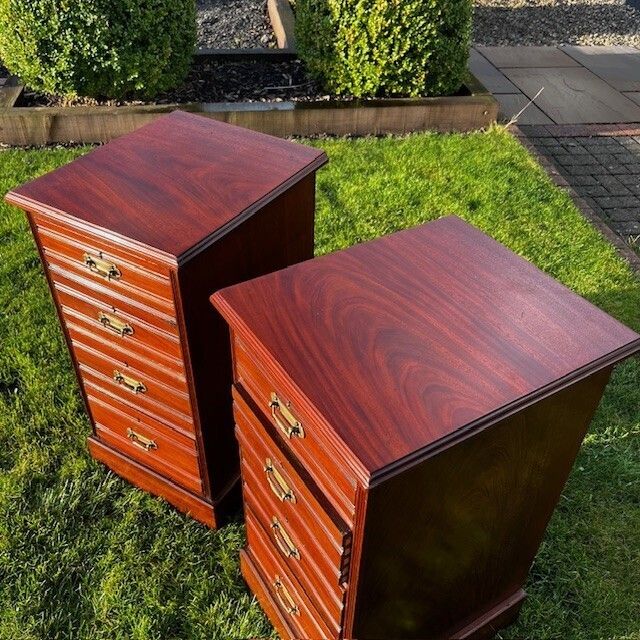 Furniture A Pair Of Late Victorian Period Mahogany Bedside Chests. photo