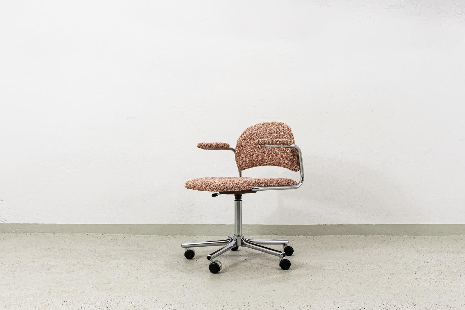 Vintage Office Swivel Chair From Kovona In Kvadrat Fabric, 1990s photo furniture