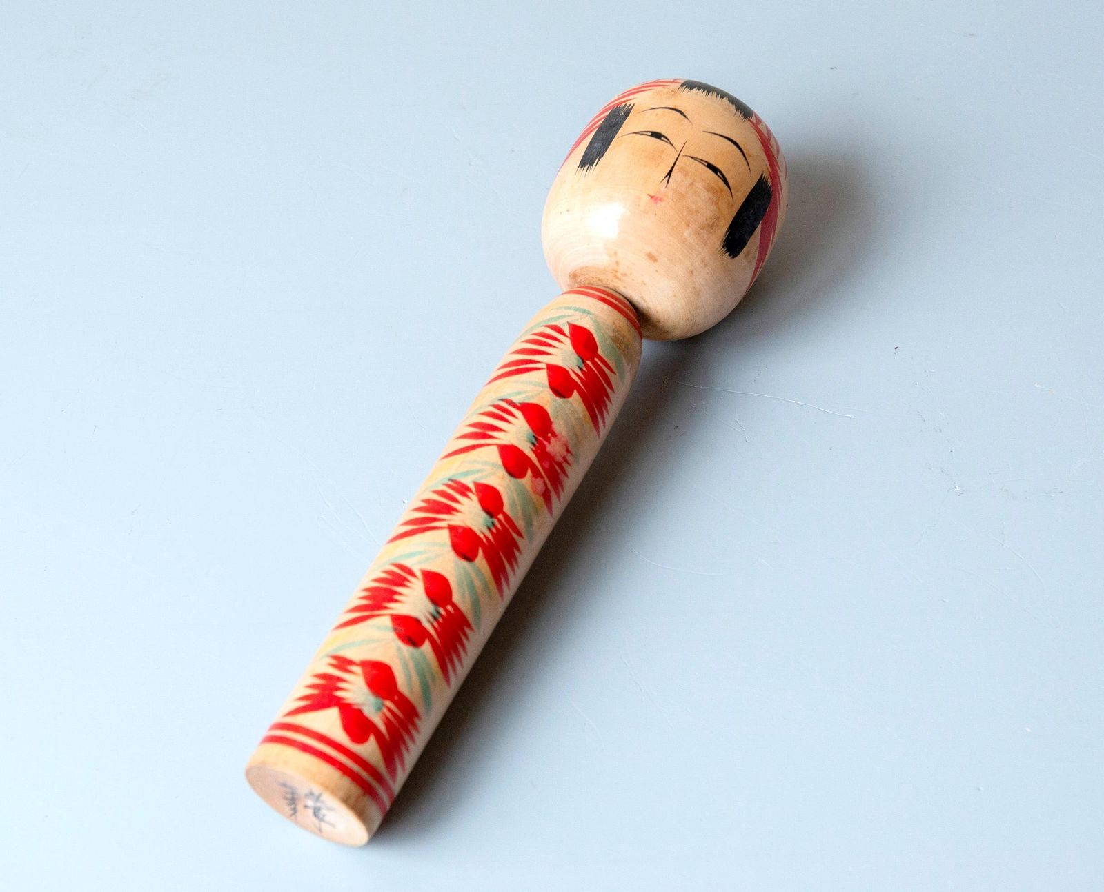 Vintage Naruko Kokeshi Pop, Gesigneerd Japans Houten Volkskunstfiguur photo vintage