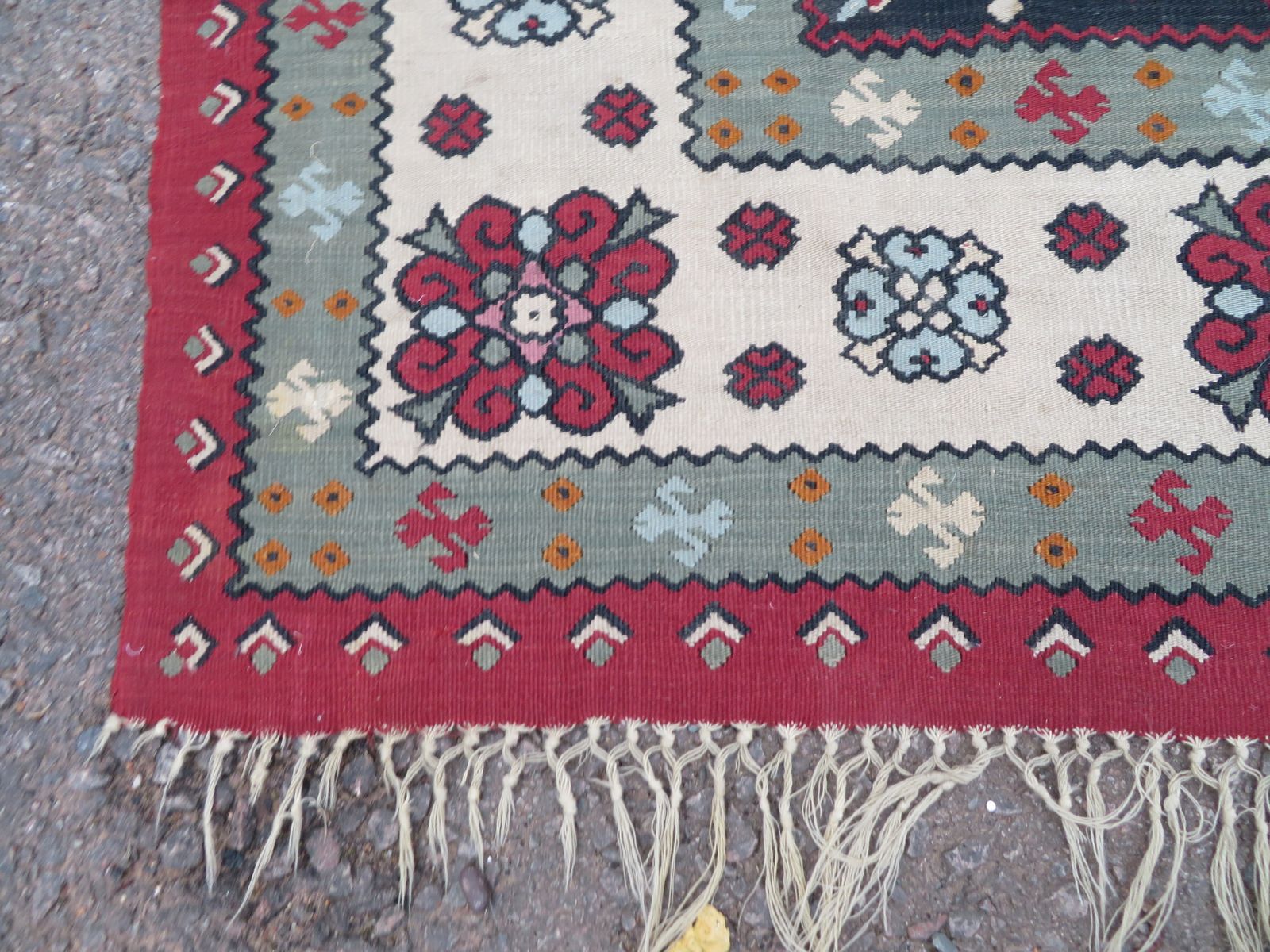 Antique Bessarabian Kilim. 297cm X 186cm. photo vintage