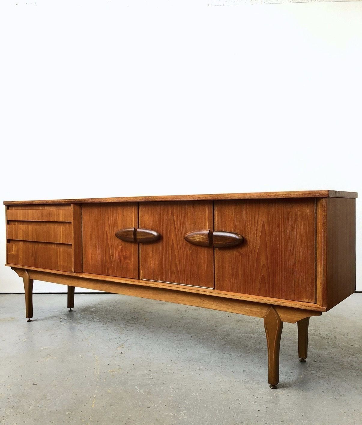 Vintage 1970s Jentique Teak Sideboard. Danish G Plan Mid Century photo furniture