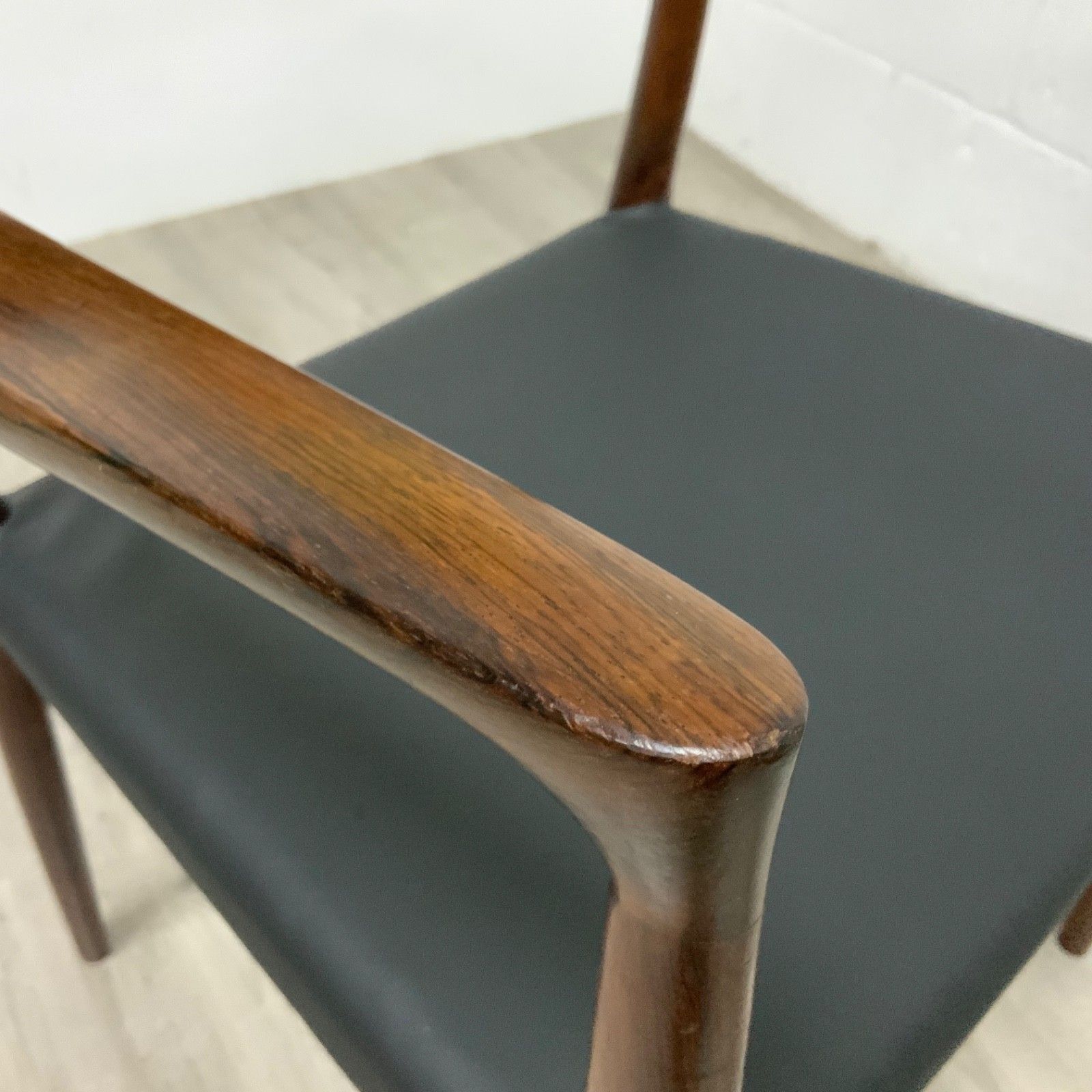 photo furniture Neil’s Otto Moller Danish Rosewood Model 57 Office Library Chair   Black Leather