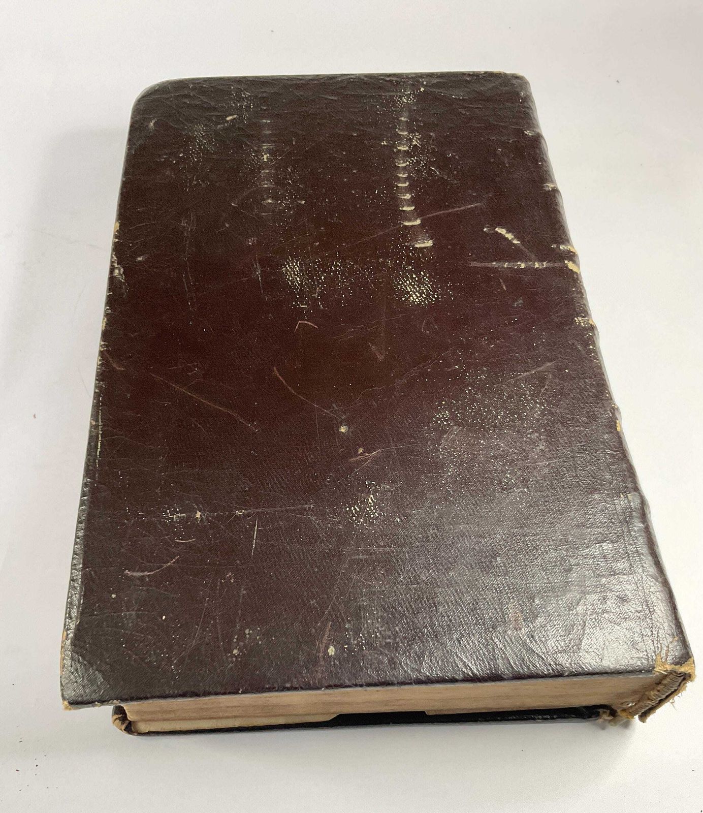 photo vintage Antique Bible, Milliken & Little 1777 With Apocrypha.
