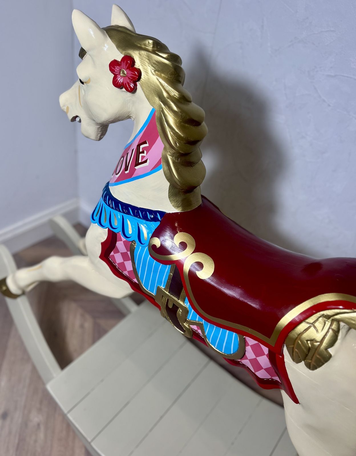 photo vinterior Rare Decorative Carousel Horse Mounted On Rocking Base
