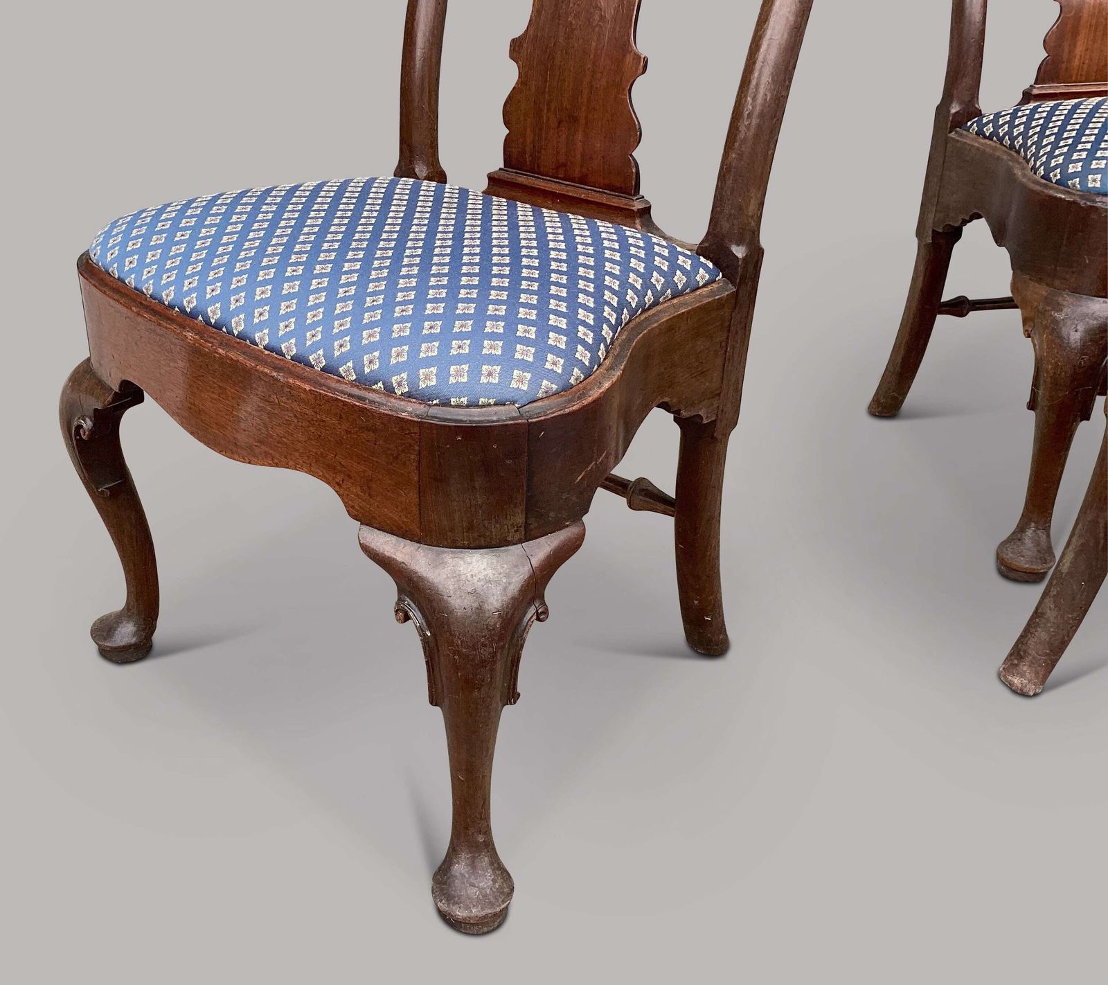 Handsome George II Red Walnut Set Of 6 Side / Dining Chairs photo Furniture