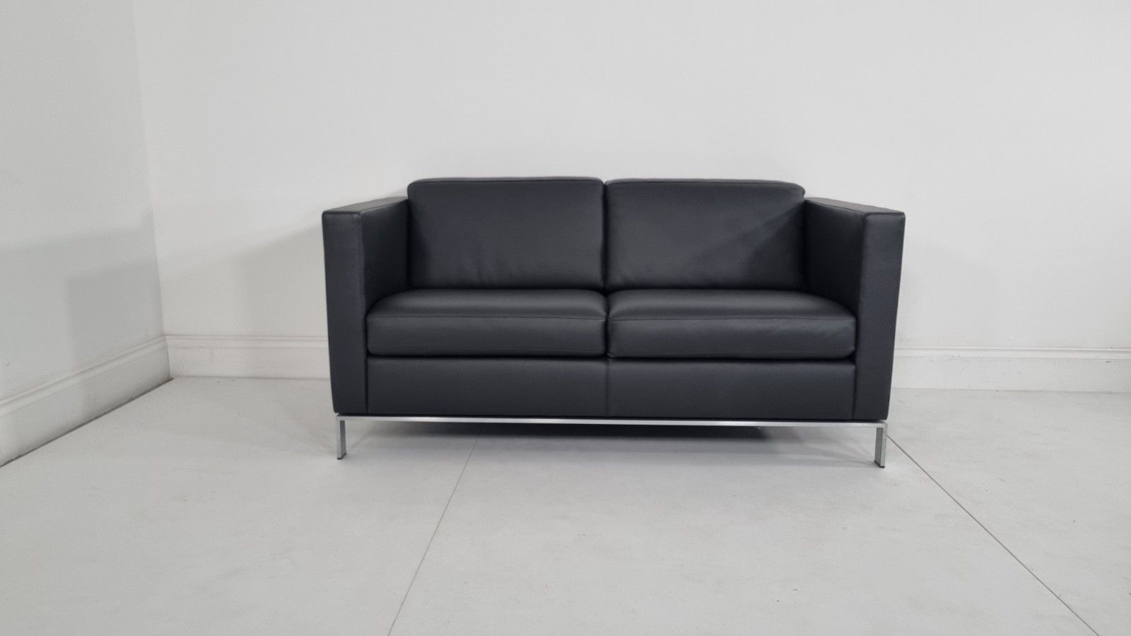 Walter Knoll Foster 500.2 Black Leather Sofa In Immaculate Condition