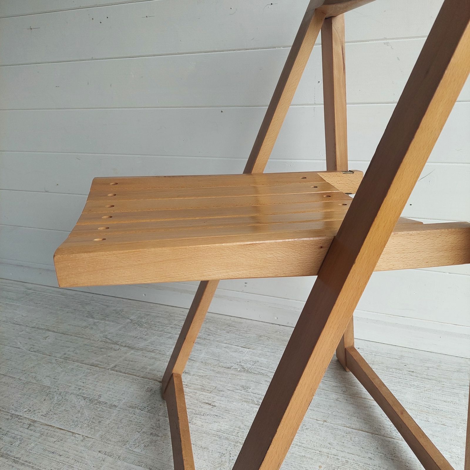 photo furniture Mid Century Folding Chair By Aldo Jacober For Alberto Bazzani Trieste Beech Chair 60s