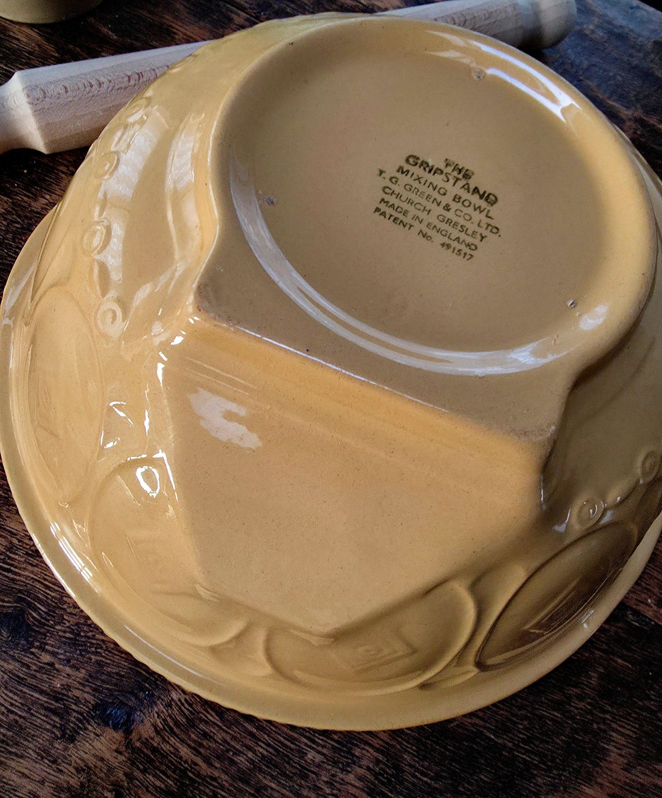 Large And Iconic, Antique Farmhouse Mixing Bowl 'The Gripstand' By Tg Green, England photo vinterior