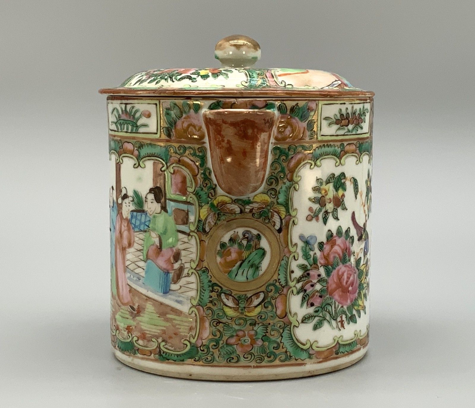 Large 19thc Chinese Export Famille Rose Porcelain Barrel Form Coffee Pot & Cover photo vinterior