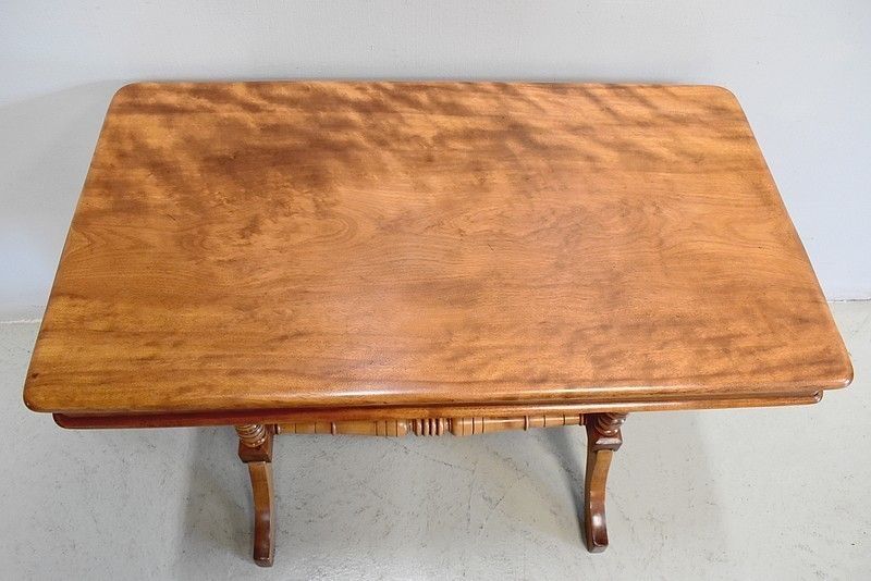 Small Coffee Table In Satin Wood 19th photo furniture