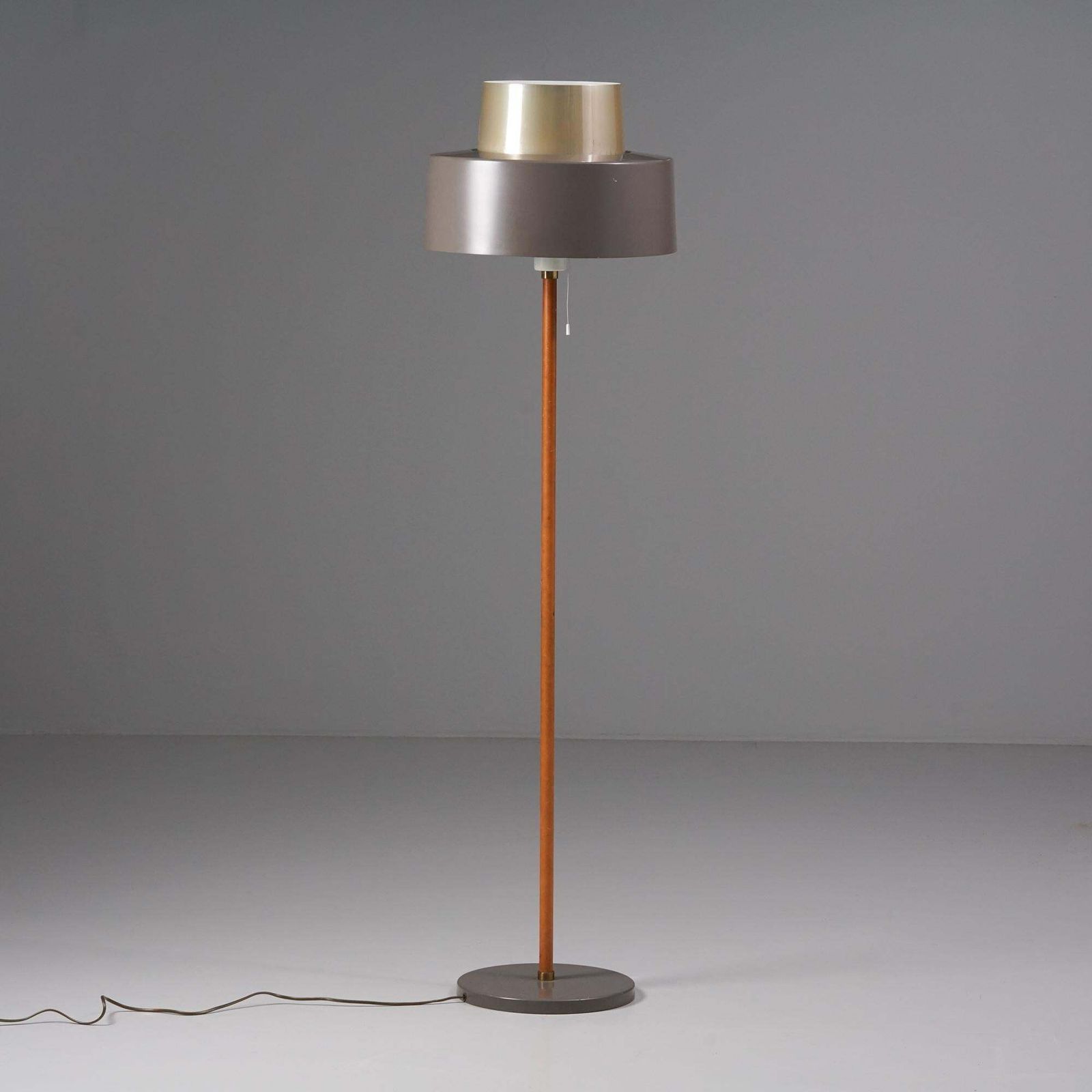 Floor Lamp, Lisa Johansson Pape, Orno Oy, 1950/1960s photo furniture