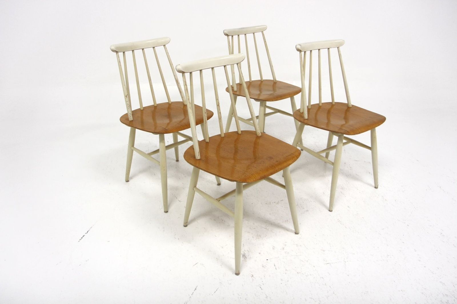 Fanett Teak Chairs By Ilmari Tapiovaara For Edsby Verken, 1960s, Set Of 4 photo for sale