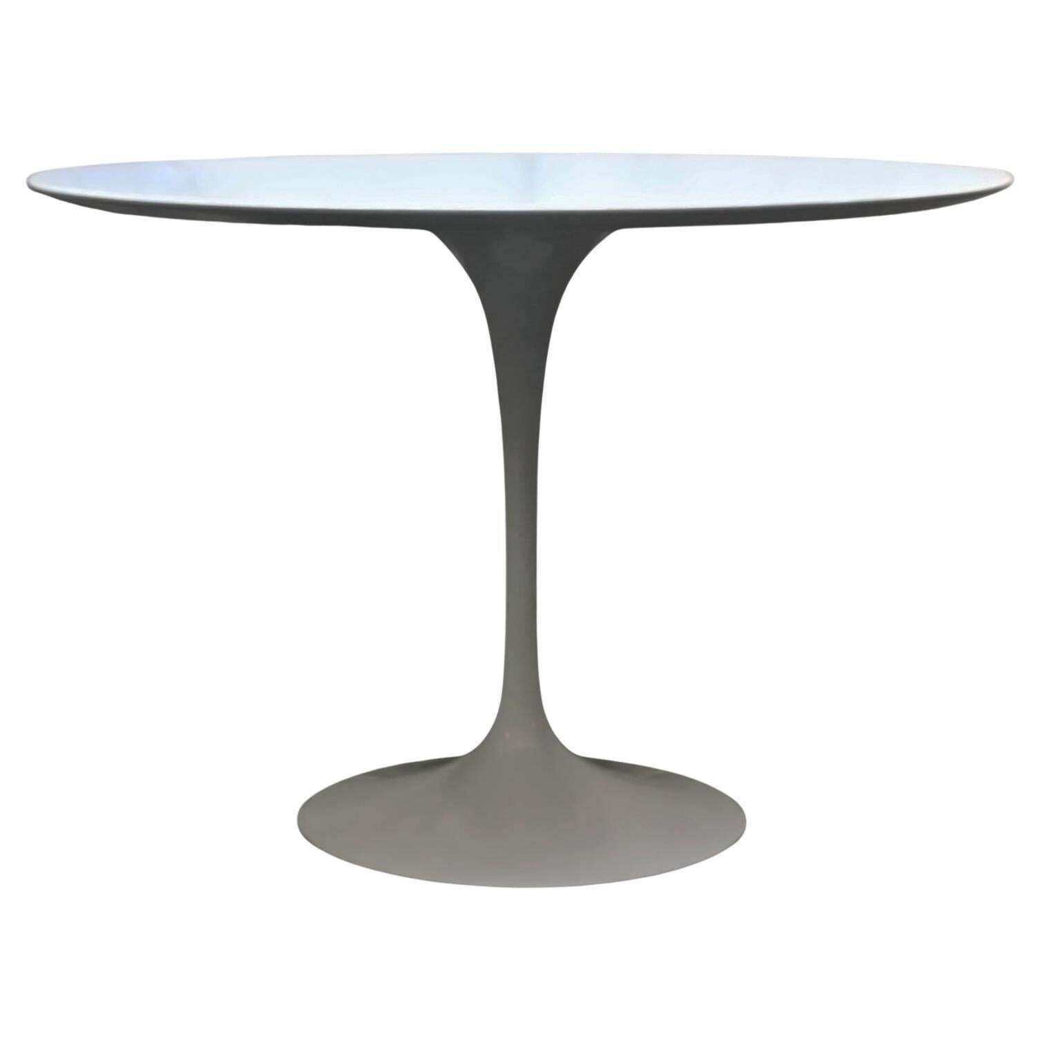 Eero Saarinen For Knoll "Tulip" Dining Table, Italy 1960s
