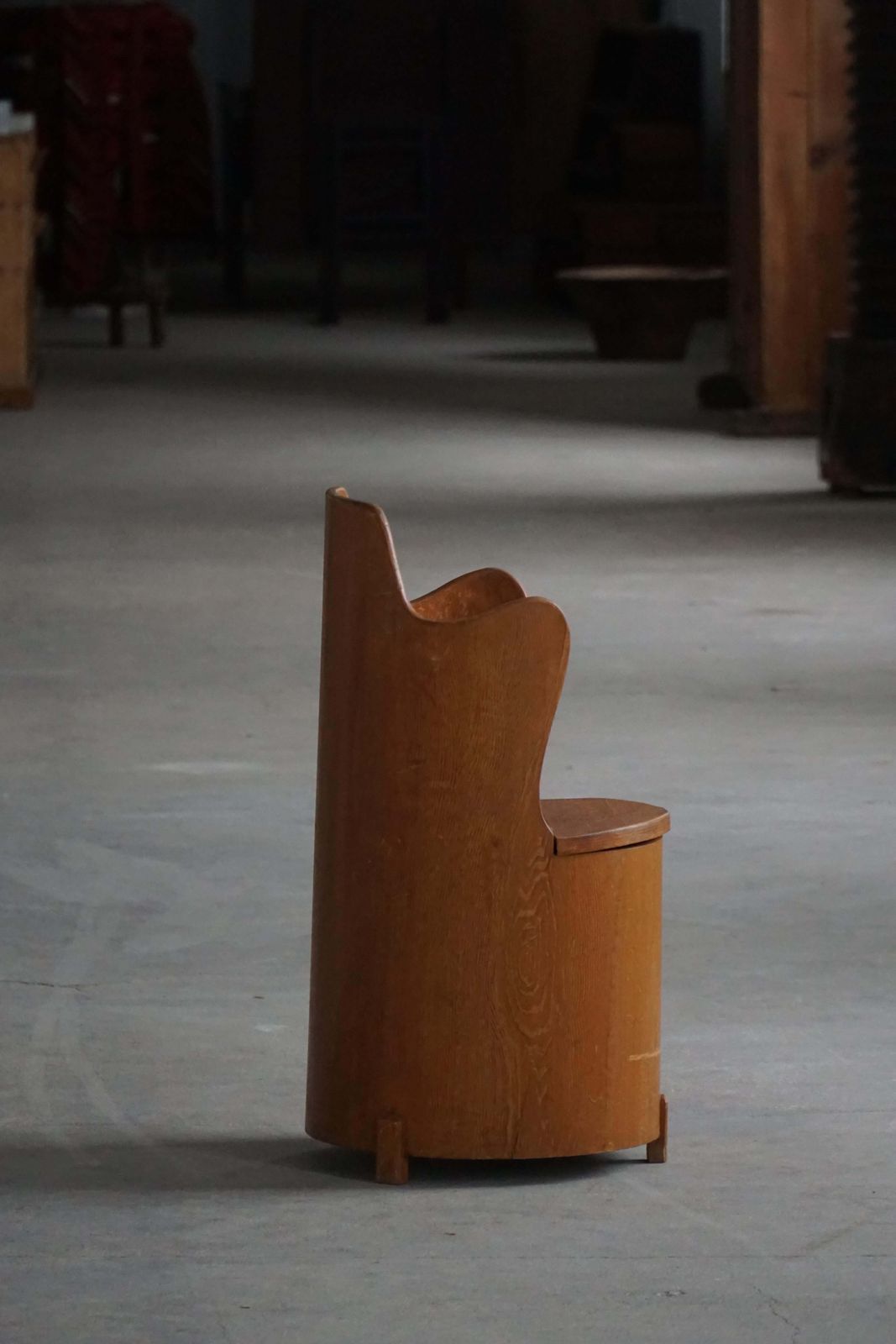 photo vintage Scandinavian Modern, Stump Chair / “Kubstol” In Pine, Mid 20th Century, 1950s