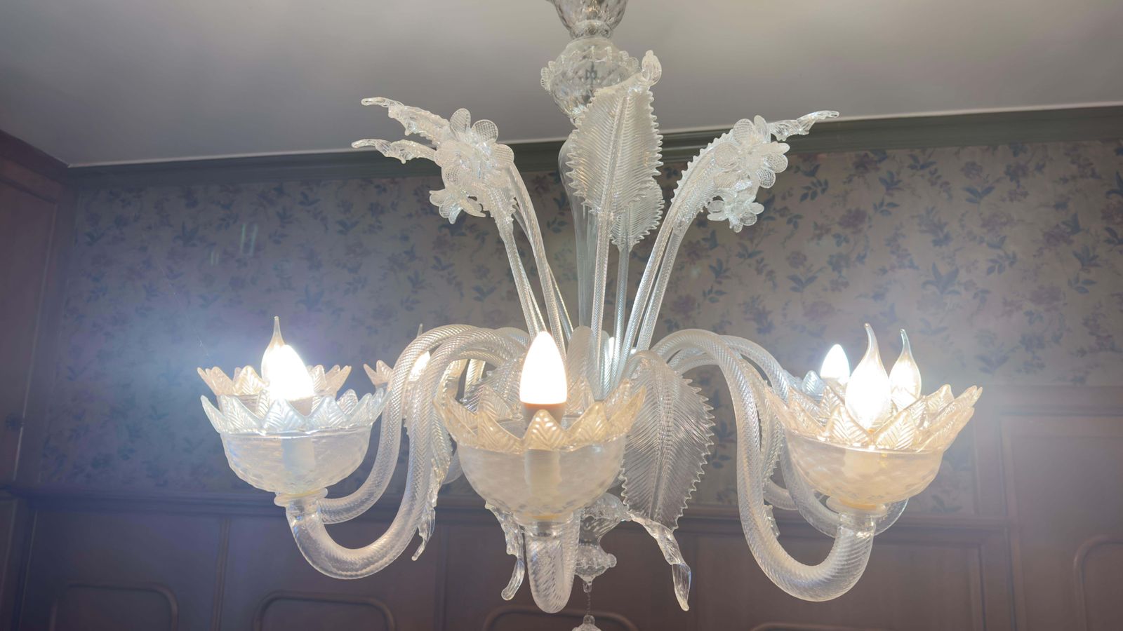 Large Murano Clear Blown Glass With Flowers And Leaves Murano Chandelier photo vintage
