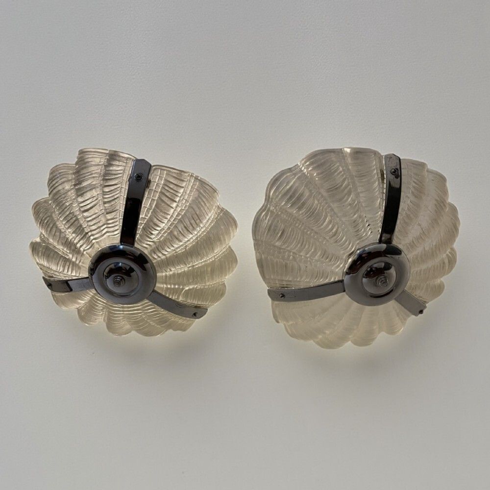 A Pair Of Art Deco Clam/Shell Glass Shades photo furniture