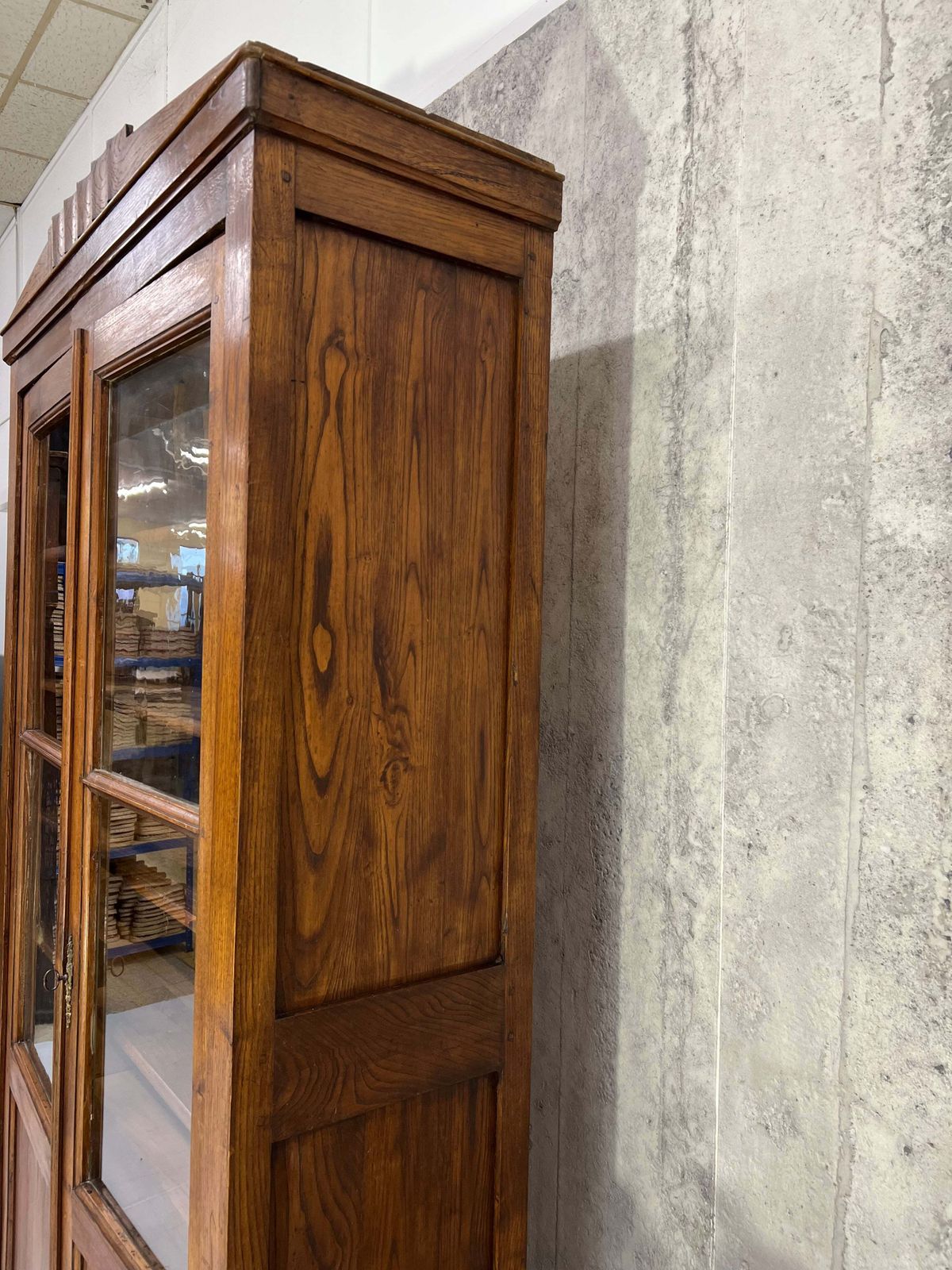 photo furniture Vitrine Double Door Glazed Display Cabinet