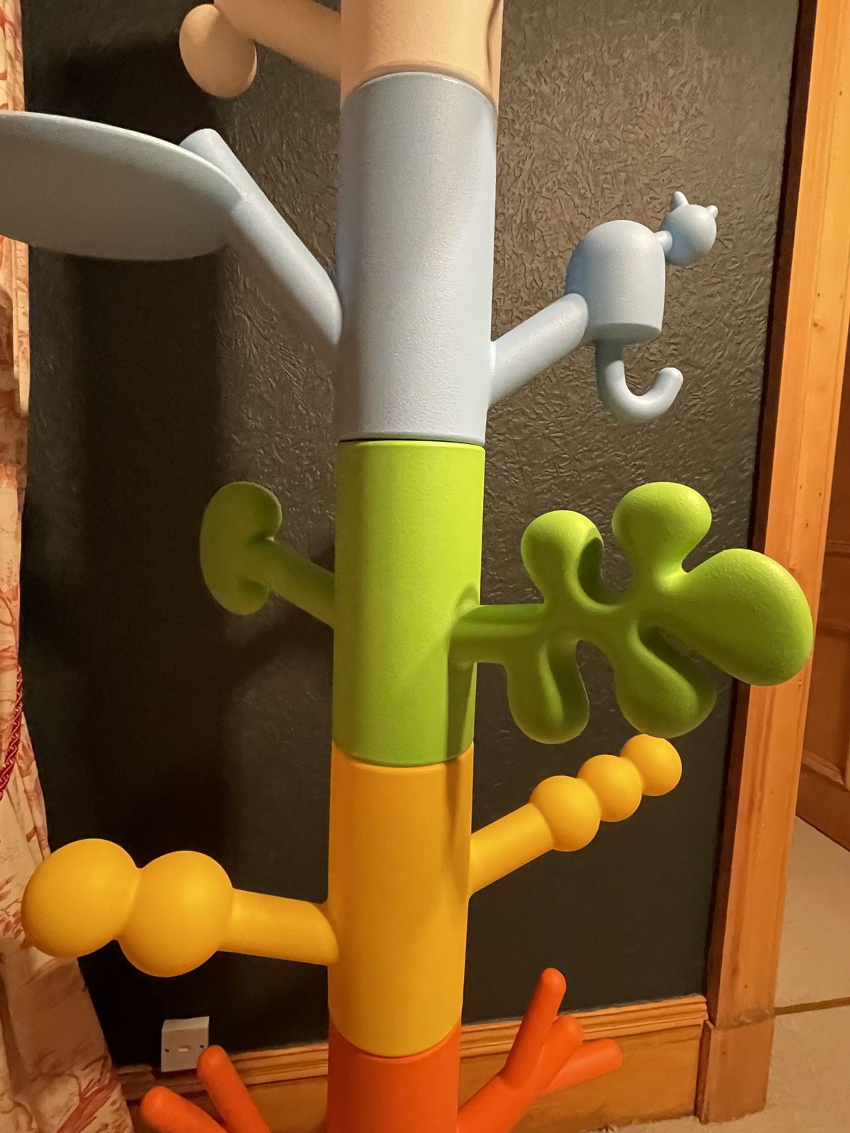 Magis Paradise Tree Coat Stand By Oiva Toikka Collection Me Too For Magis, 2009 photo furniture