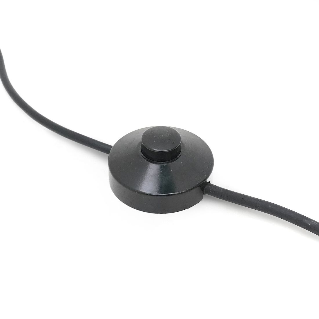 photo vinterior “Trifoglio” Floor Lamp By Piero De Longhi For Ibis   2 Available