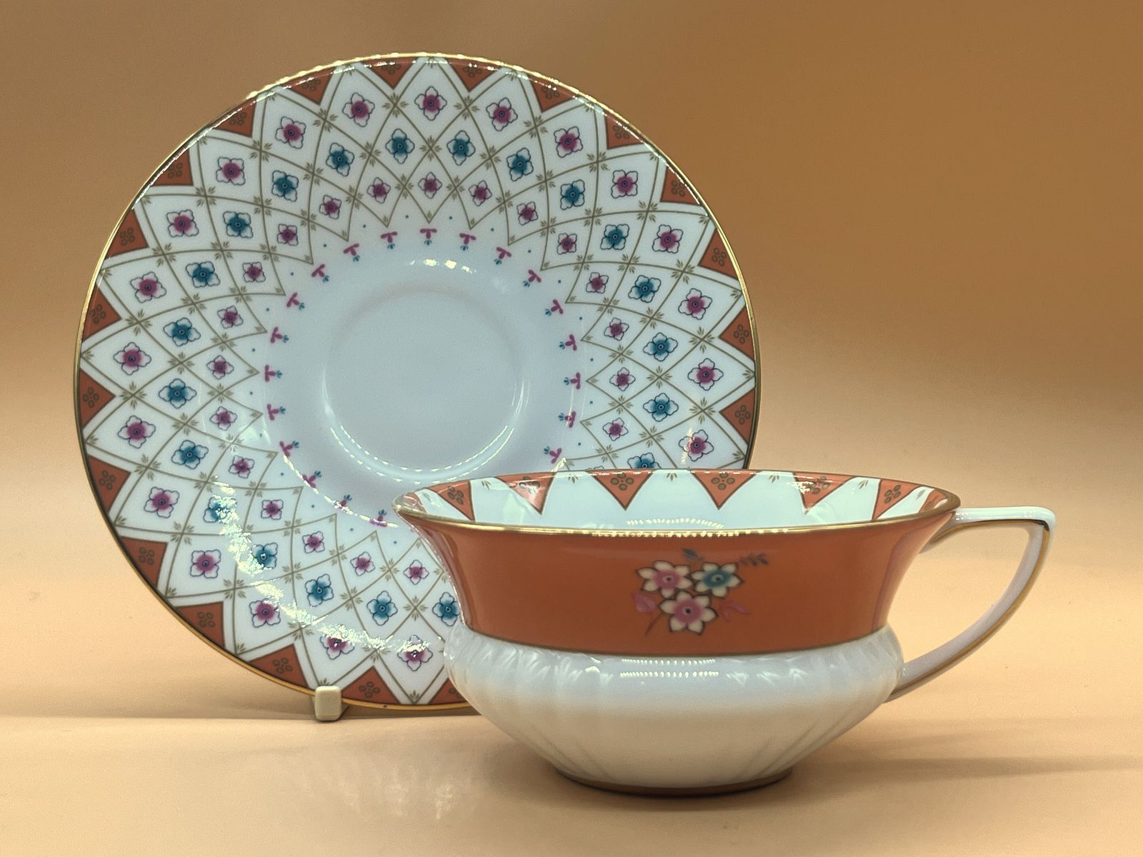 Wedgwood China Wonderlust Collection Peony Diamond Design Tea Cup And Saucer Duo In Original Box. photo 59.95
