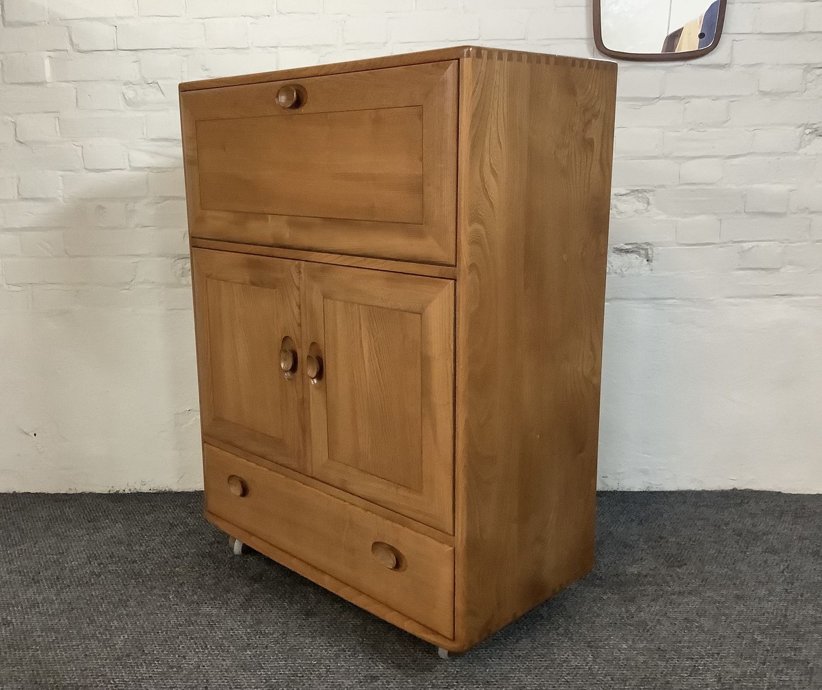 Ercol Windsor 469 Serving Cabinet/Bureau In Light Finish. photo Furniture