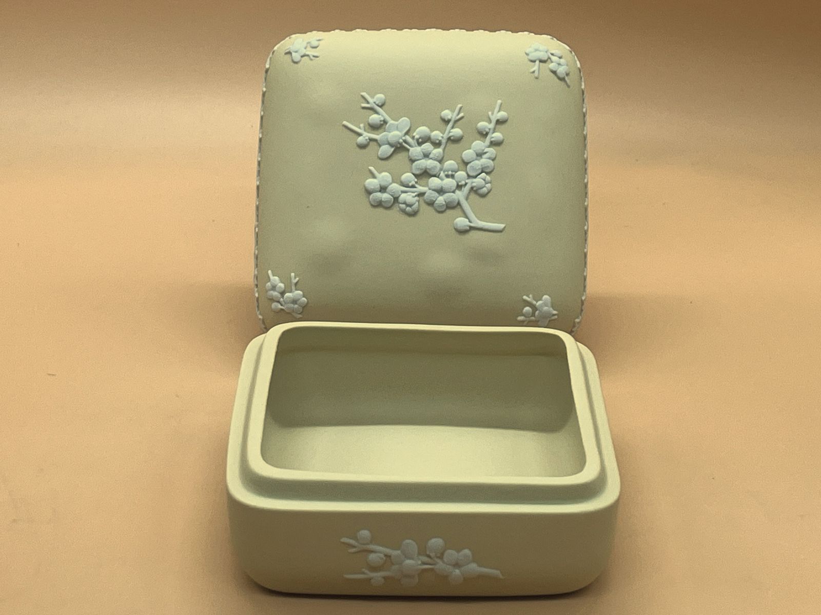 Wedgwood Pottery Yellow Jasperware Prunus Blossom Design Square Trinket / Jewelry Box. photo furniture